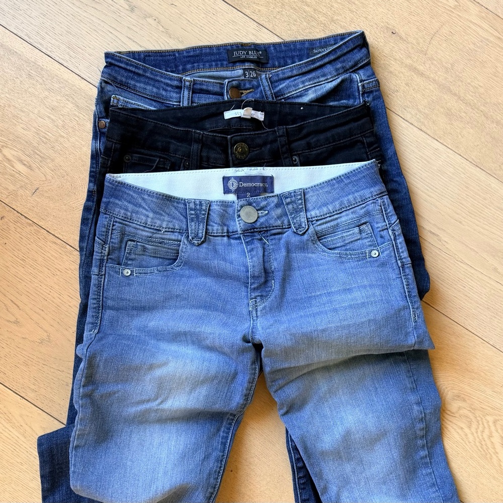 Bundle of 3 Skinny Jeans - EUC - Judy Blue Democracy STS Blue - 26, 26, 2
